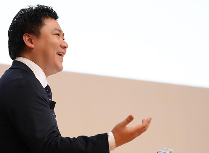 代表取締役 時津 宝生